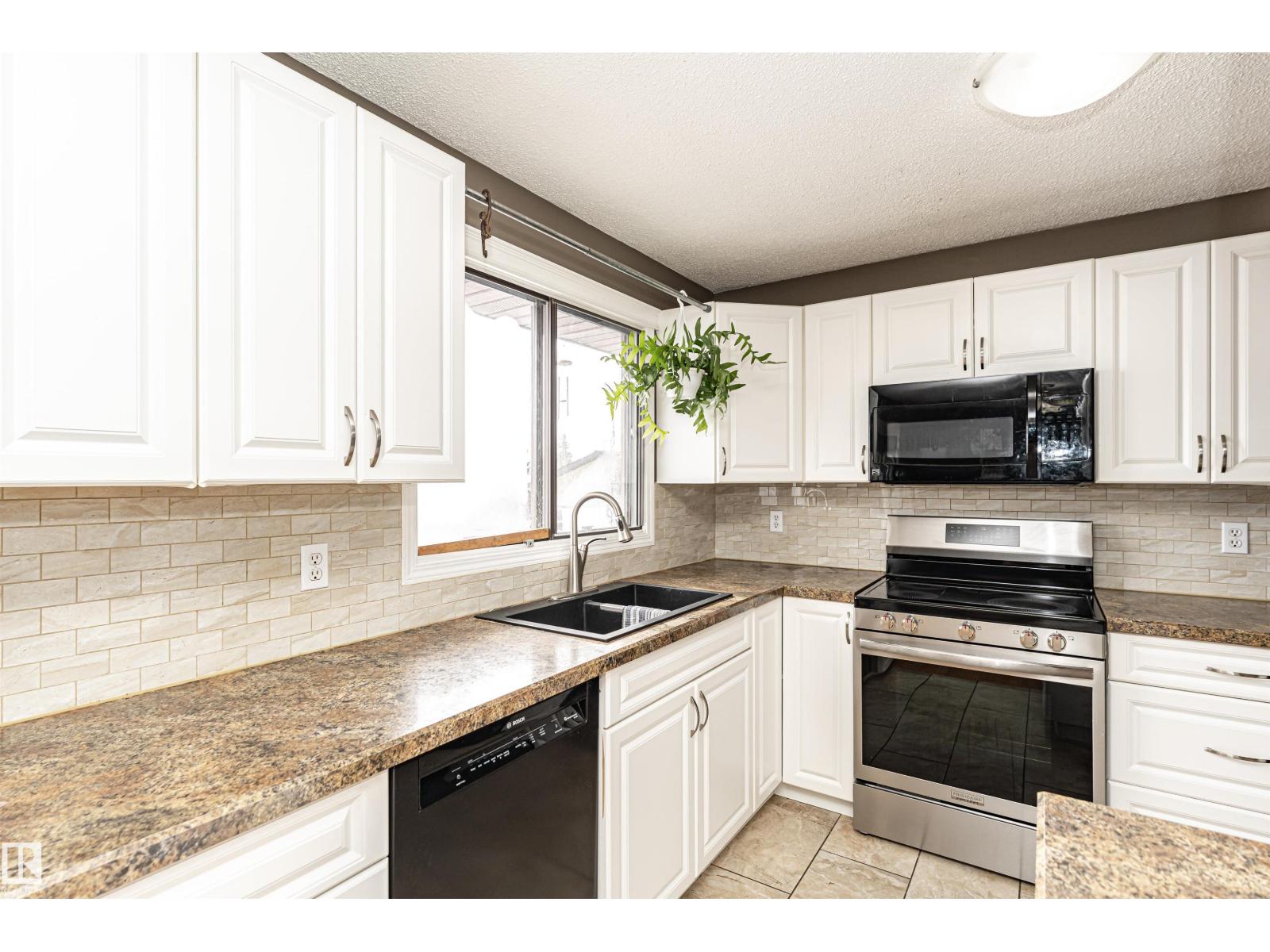 16331 119 ST NW NW - 22