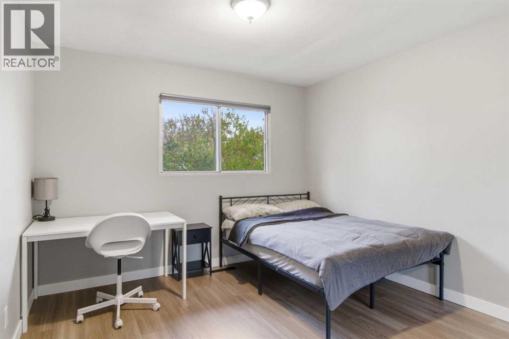 173 Gordon Drive SW - 14