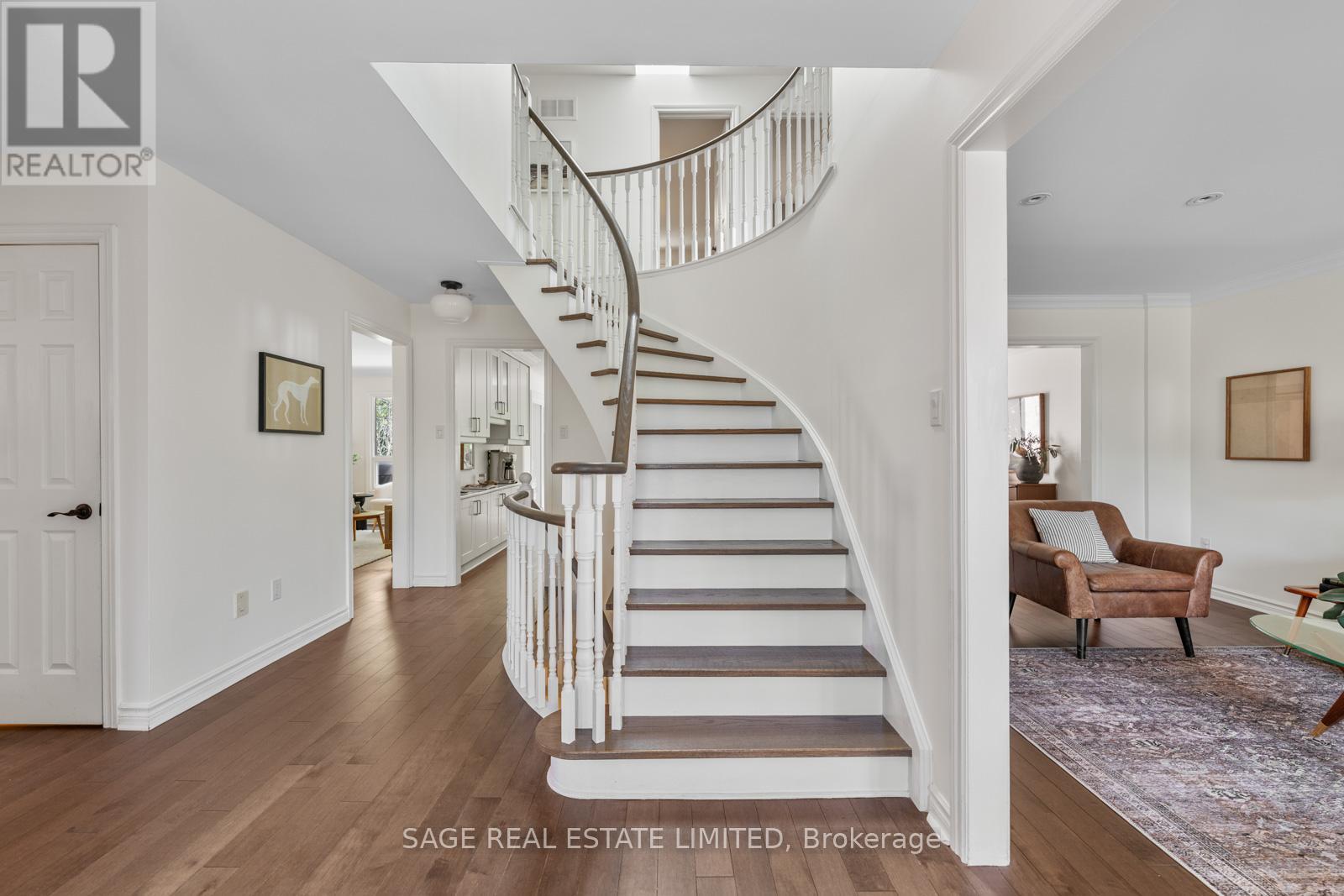 682 LESLIE VALLEY DRIVE - 23