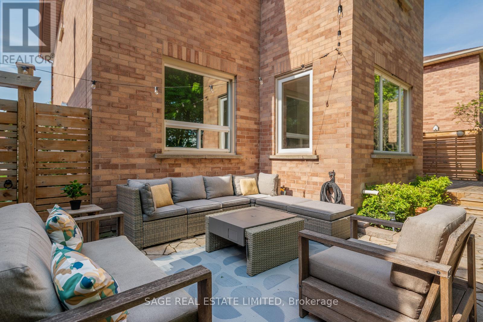 682 LESLIE VALLEY DRIVE - 49