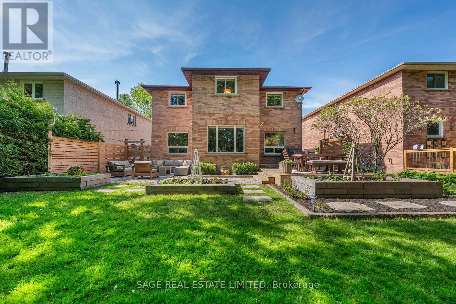 682 LESLIE VALLEY DRIVE - 50