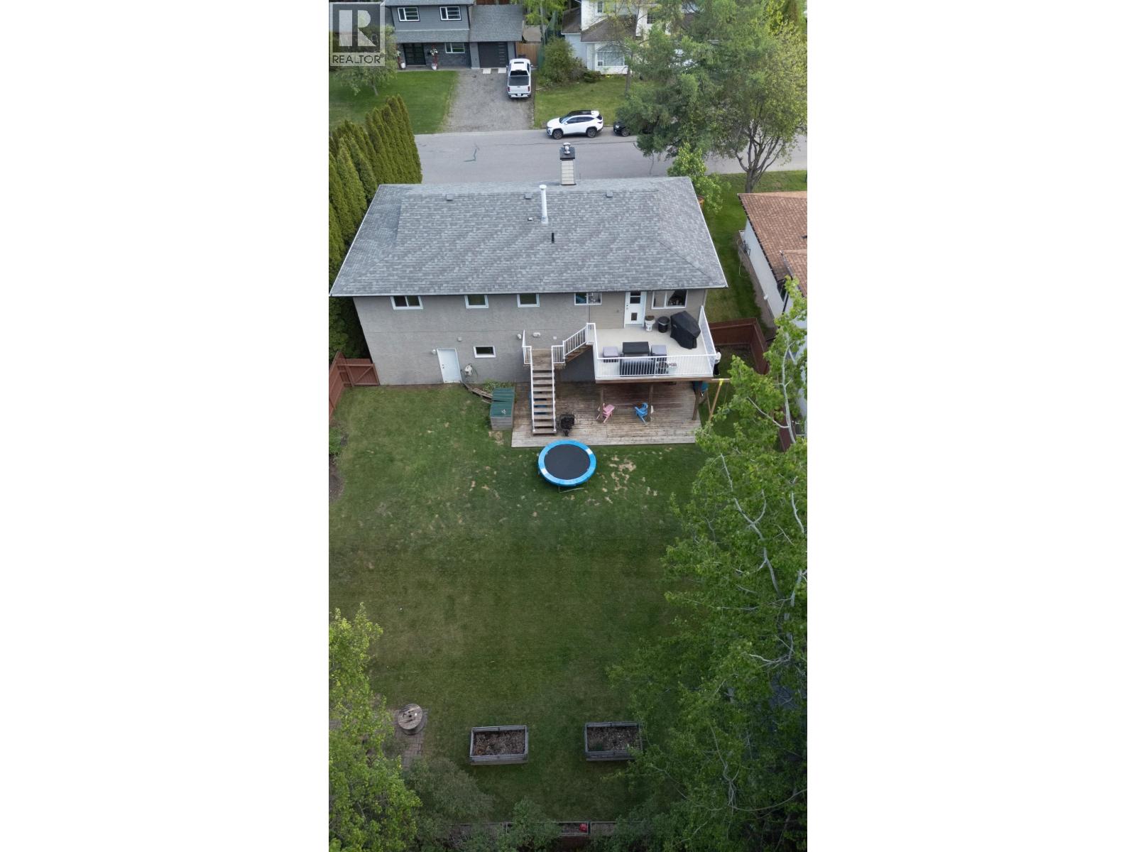 8264 ST JOHN CRESCENT - 10