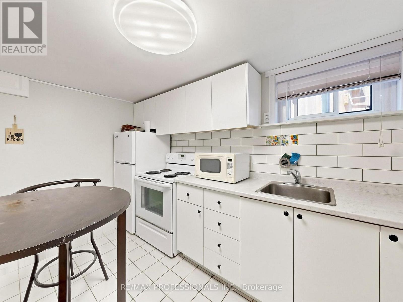 50 ELINOR AVENUE - 29