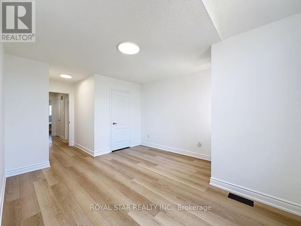 351 GIDDINGS CRESCENT - 20