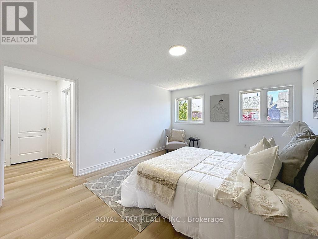 351 GIDDINGS CRESCENT - 42