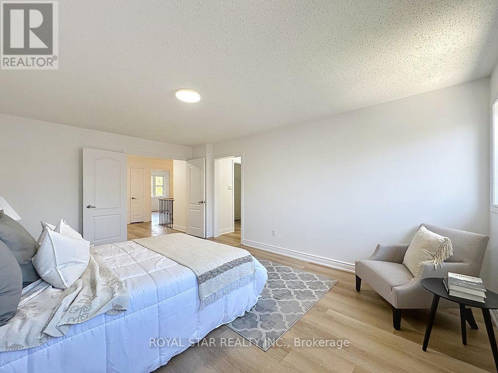 351 GIDDINGS CRESCENT - 8