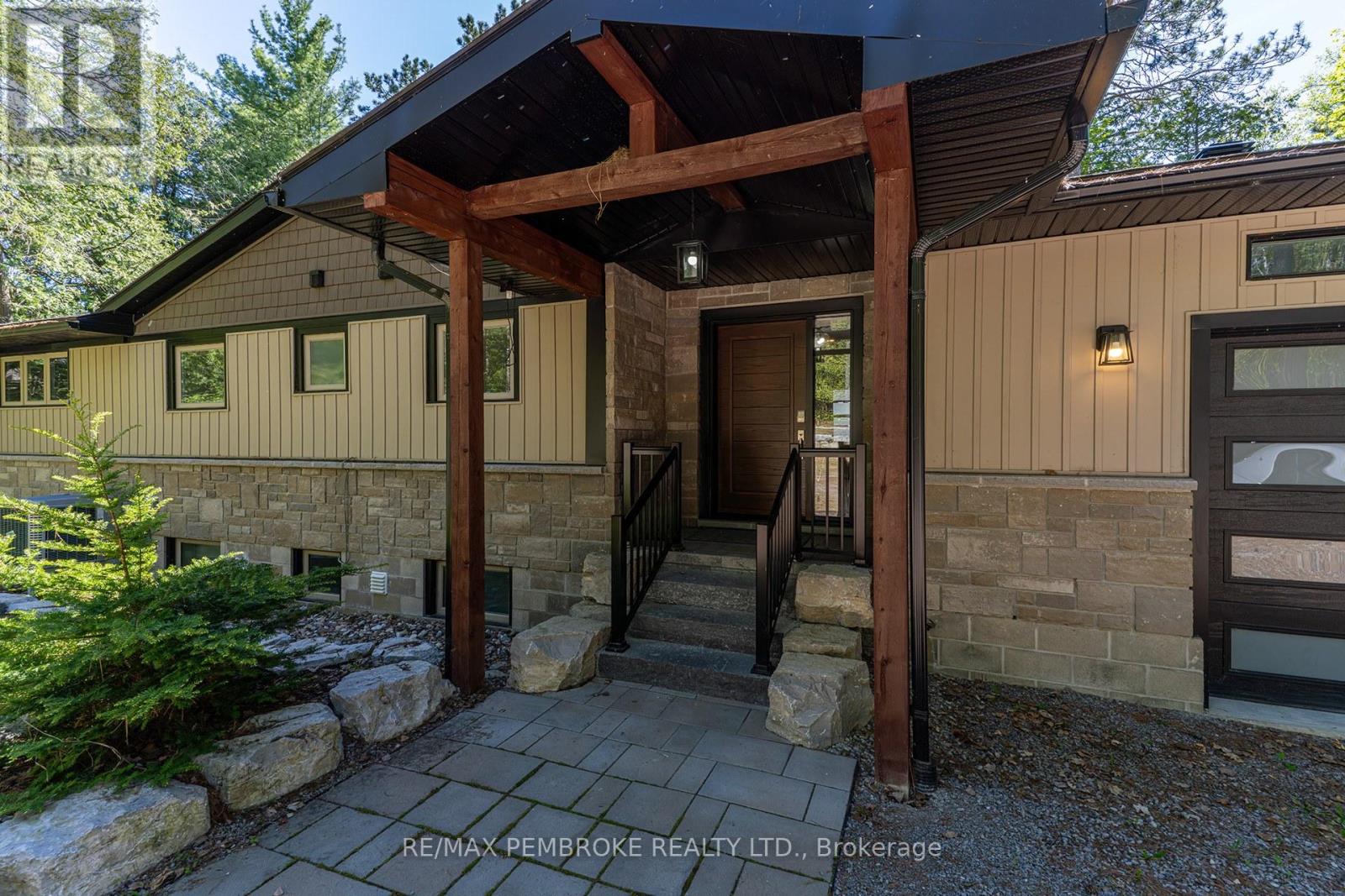 299 HOLIDAY LANE - 12