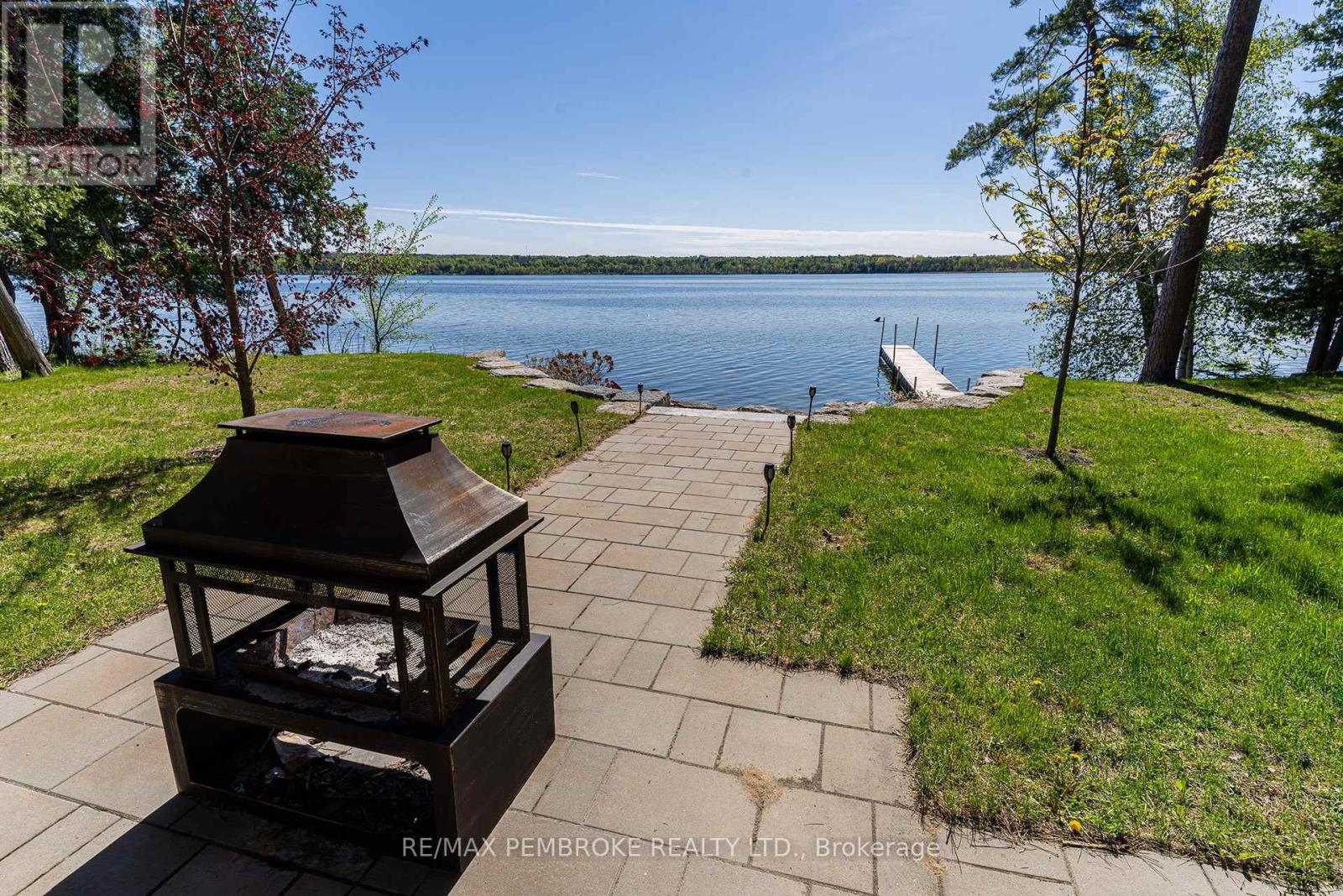 299 HOLIDAY LANE - 13