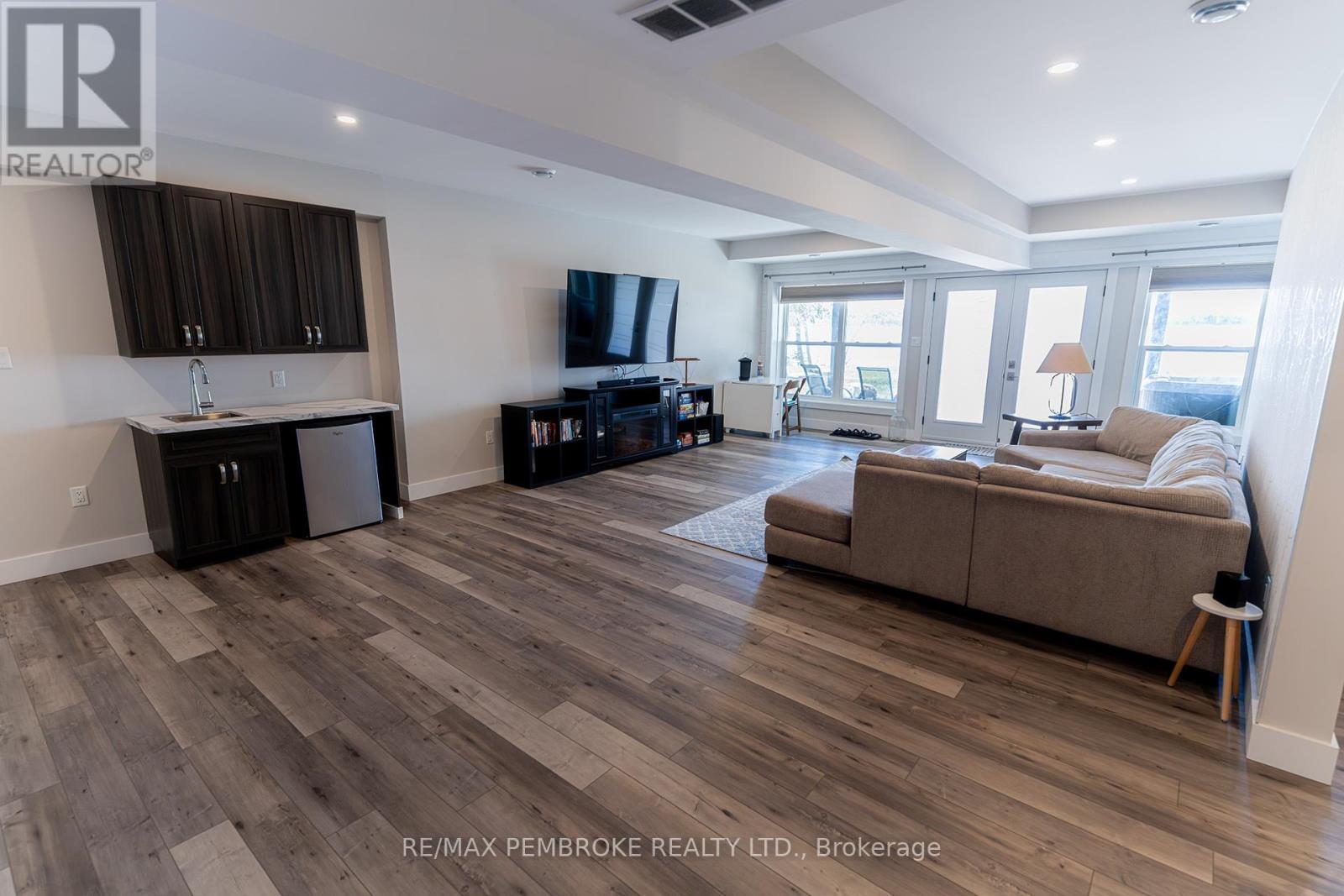 299 HOLIDAY LANE - 29