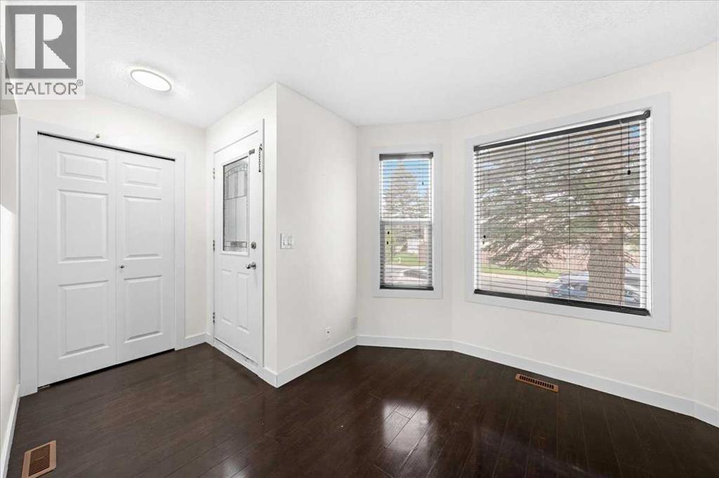 61 Falmere Way NE - photo 4