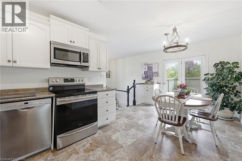 172 KING Street E - 12