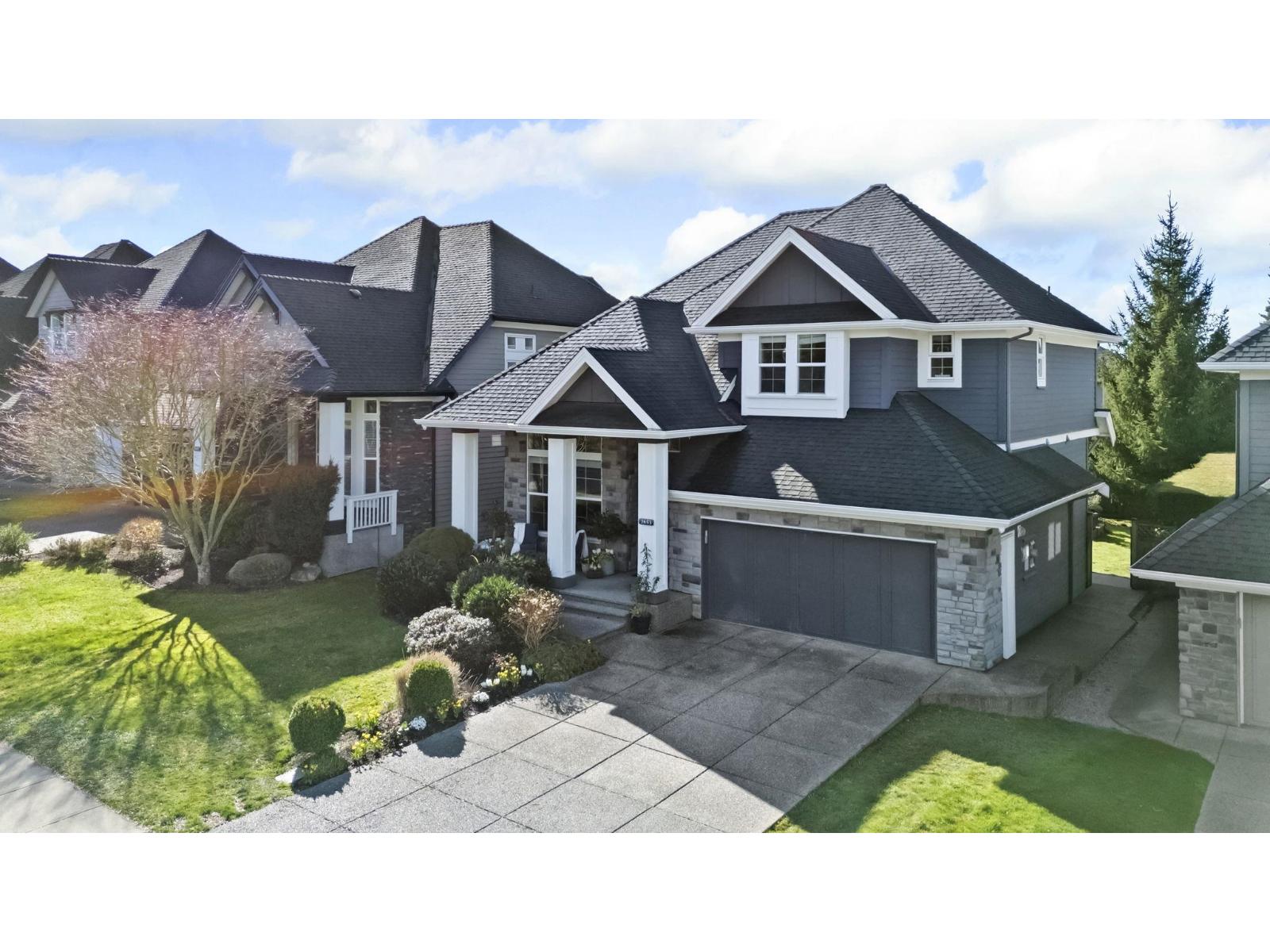 2653 164 Street - main photo