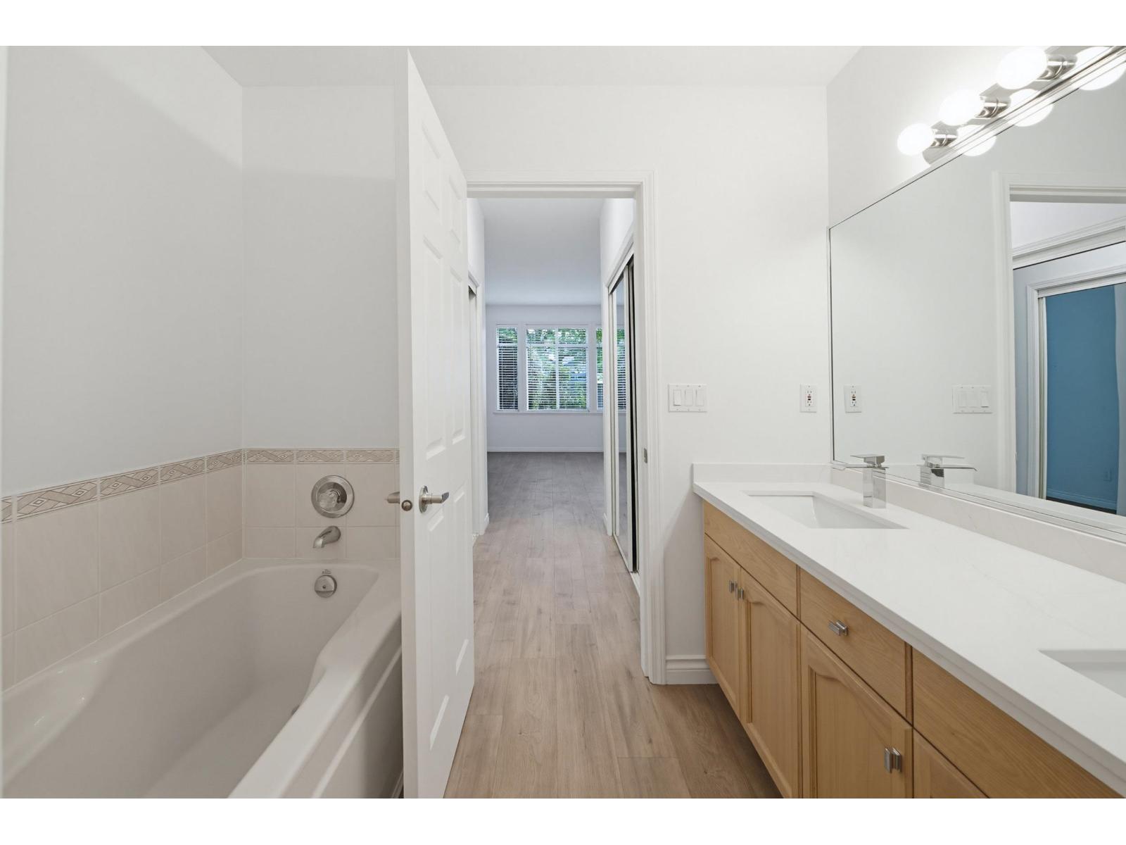 9 4740 221 STREET, Langley