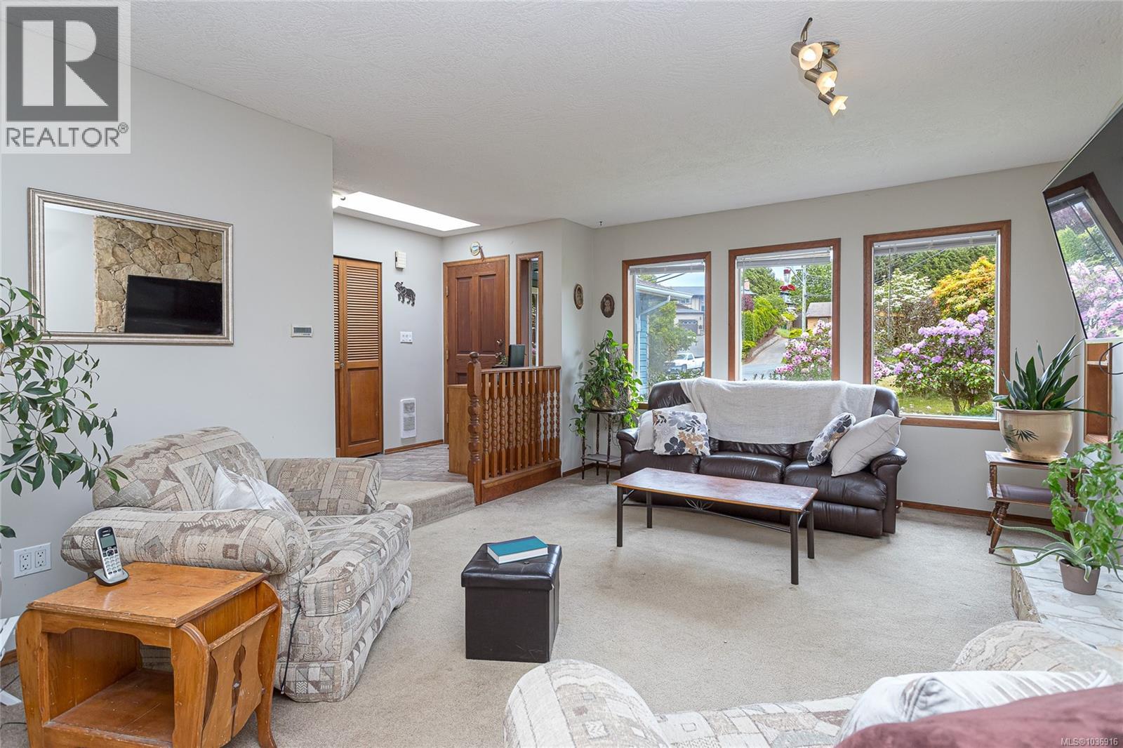 3388 St. Troy Pl - 6