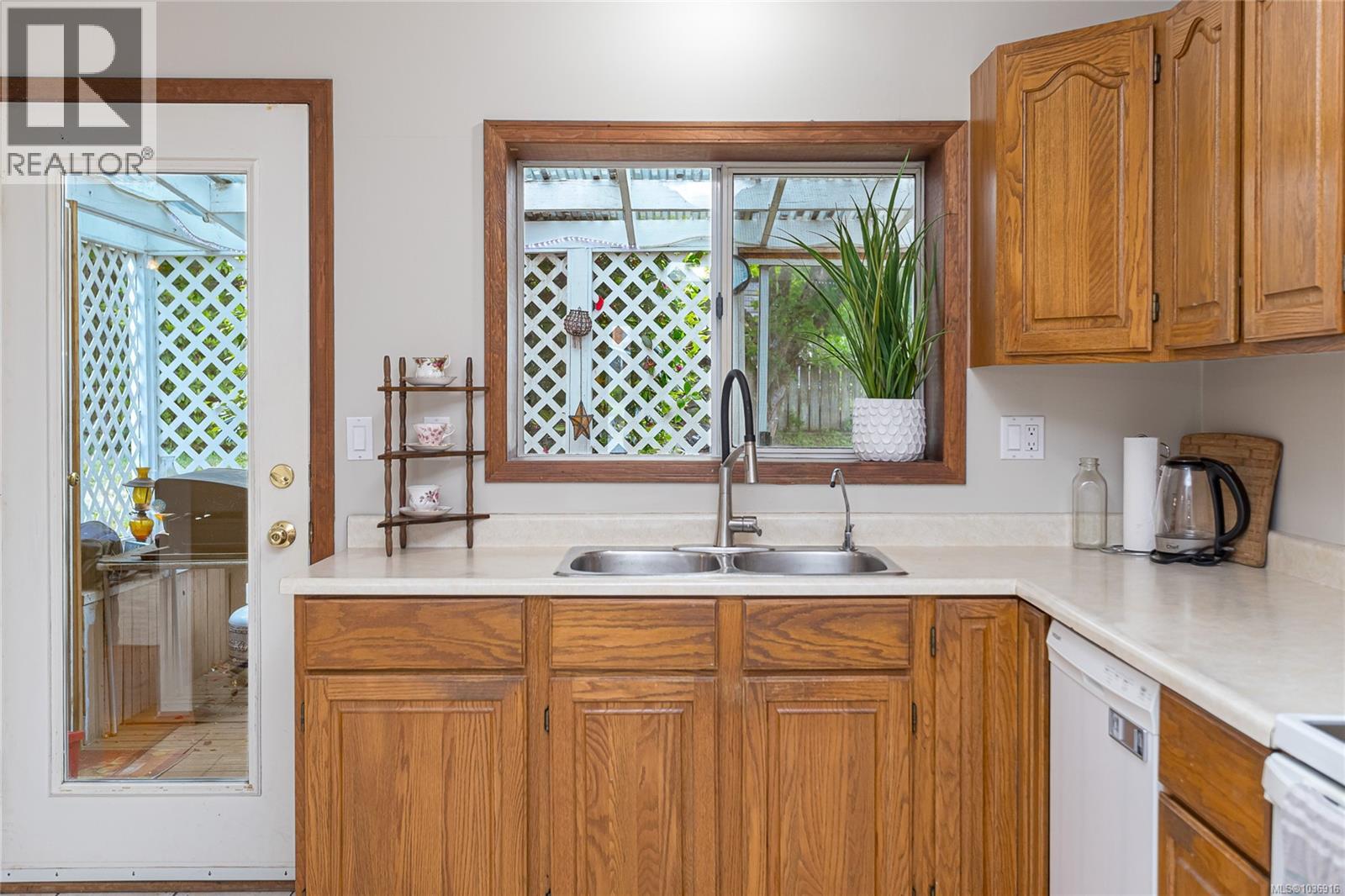 3388 St. Troy Pl - 12