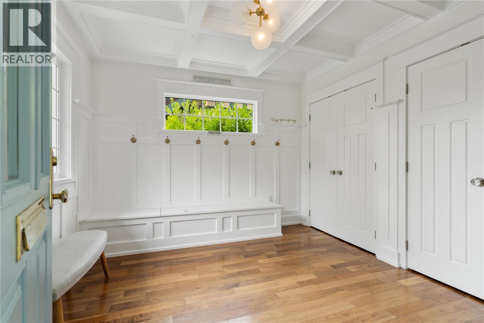 1074 Oliver St - 5