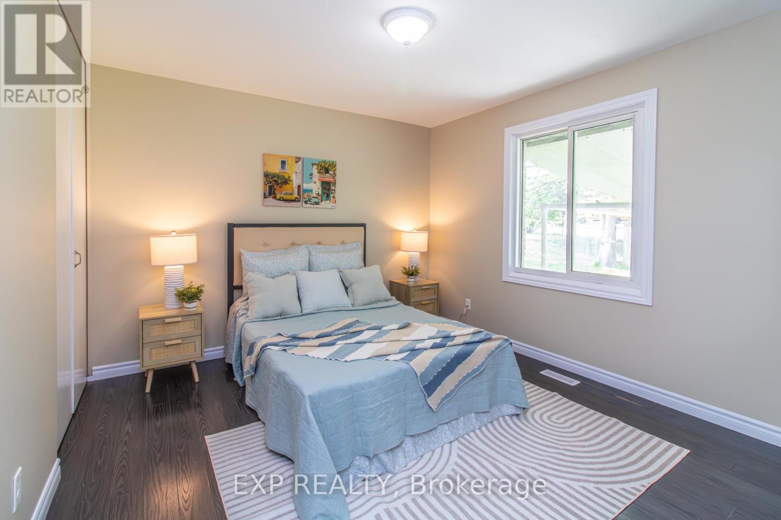 35 HILLSBOROUGH CRESCENT - 16