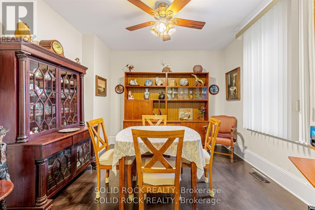 352 NEW STREET - 16