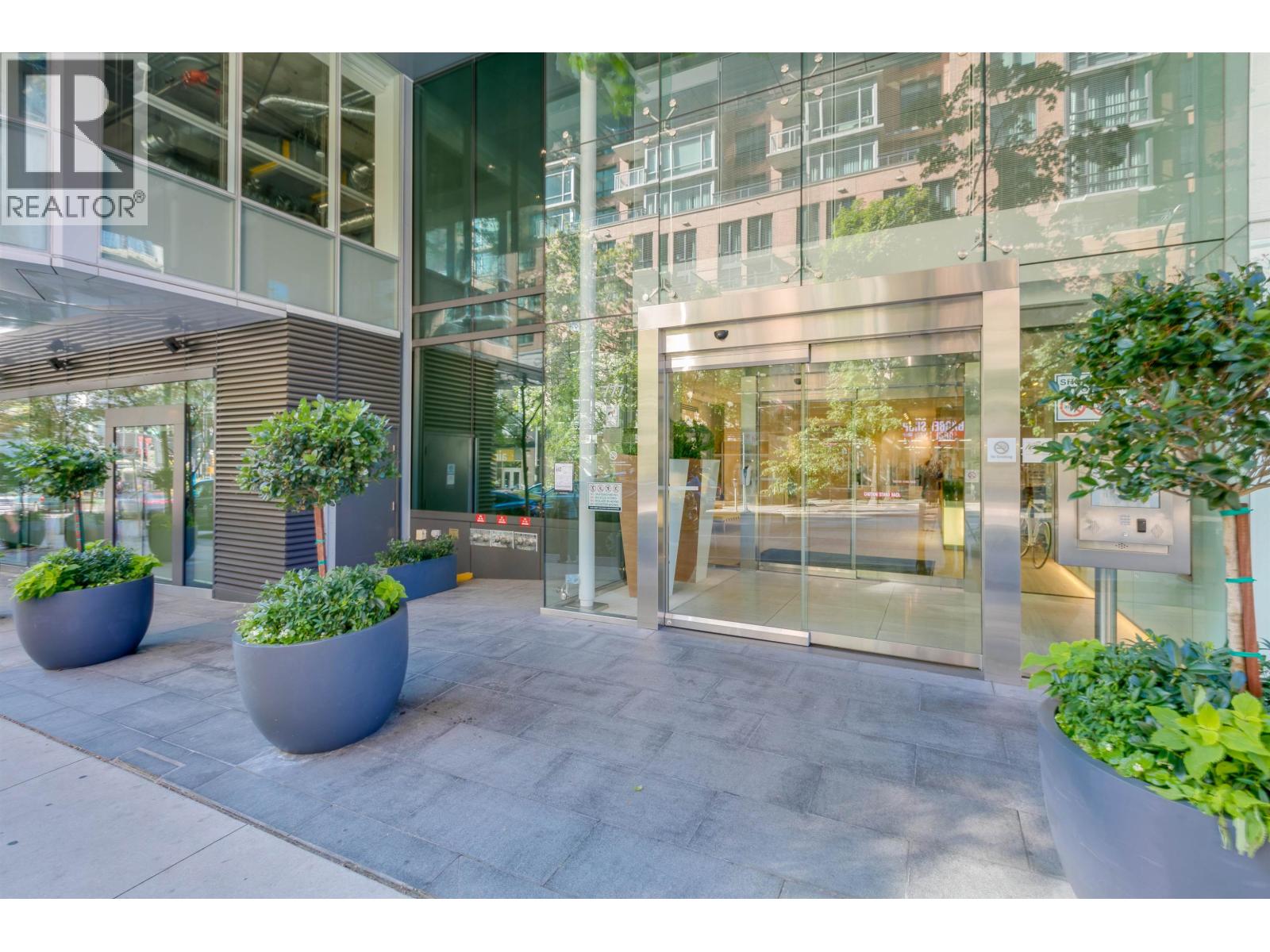 2608 777 RICHARDS Street - photo 2