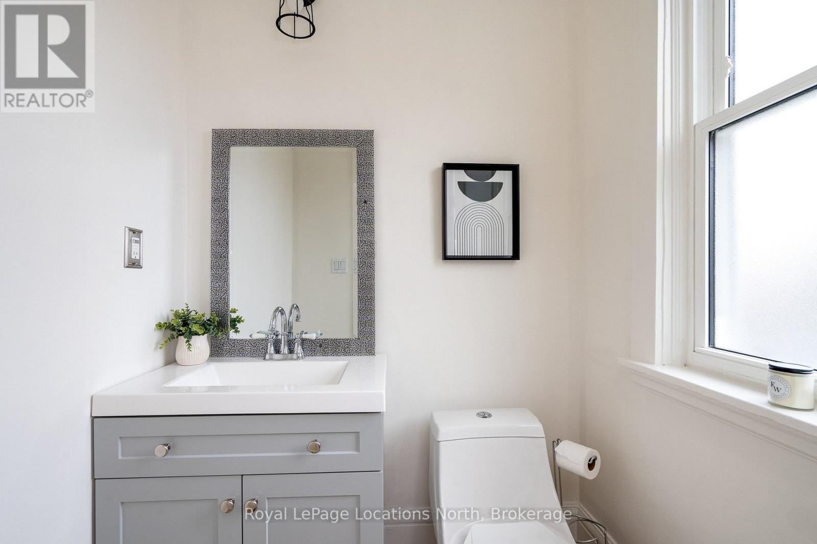 119 NAPIER STREET - 14