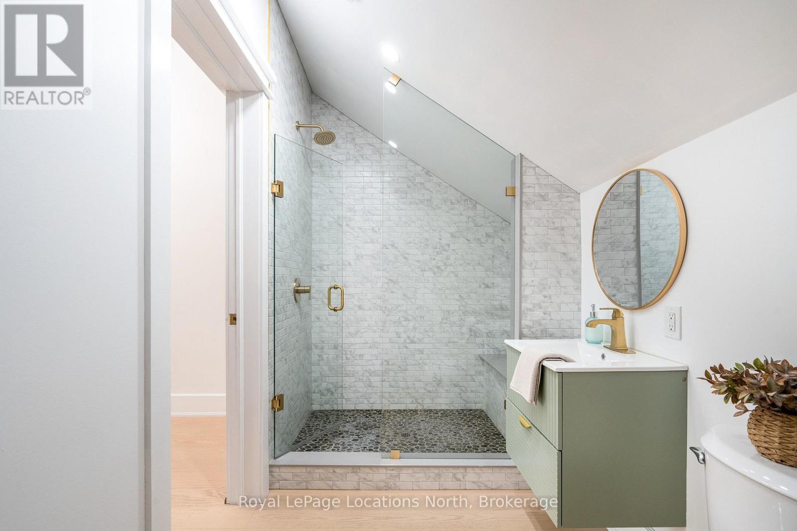 119 NAPIER STREET - 26