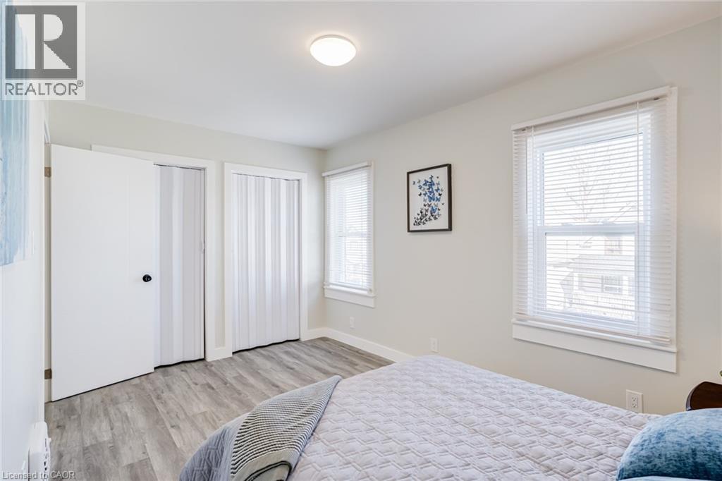 131 PARK Row N - 15