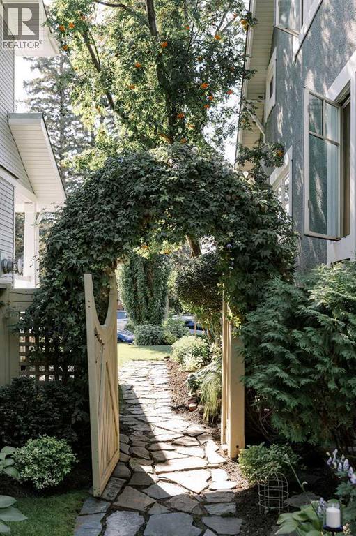 1712 25 Street SW - 36