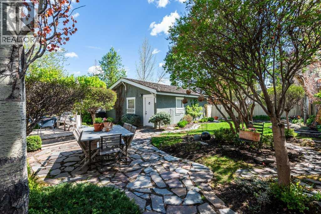 1712 25 Street SW - 42