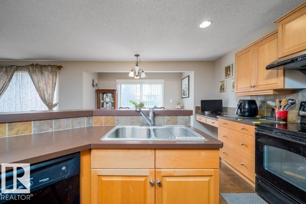 2577 HANNA CR NW - 13