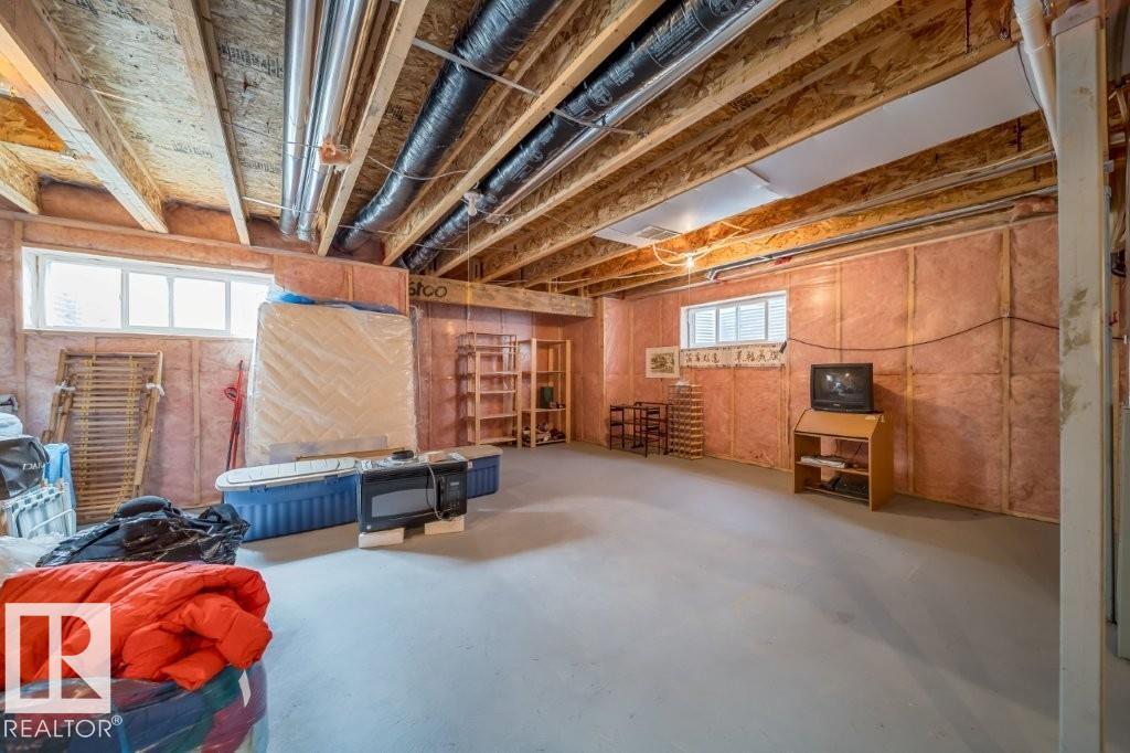 2577 HANNA CR NW - 37