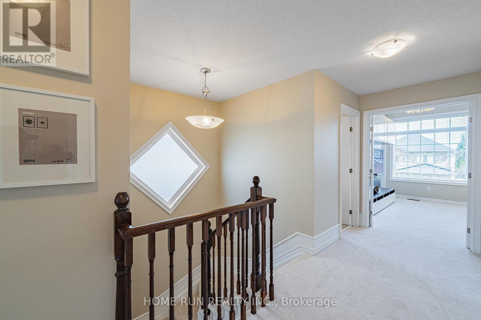 131 KINGHAVEN CRESCENT - 18