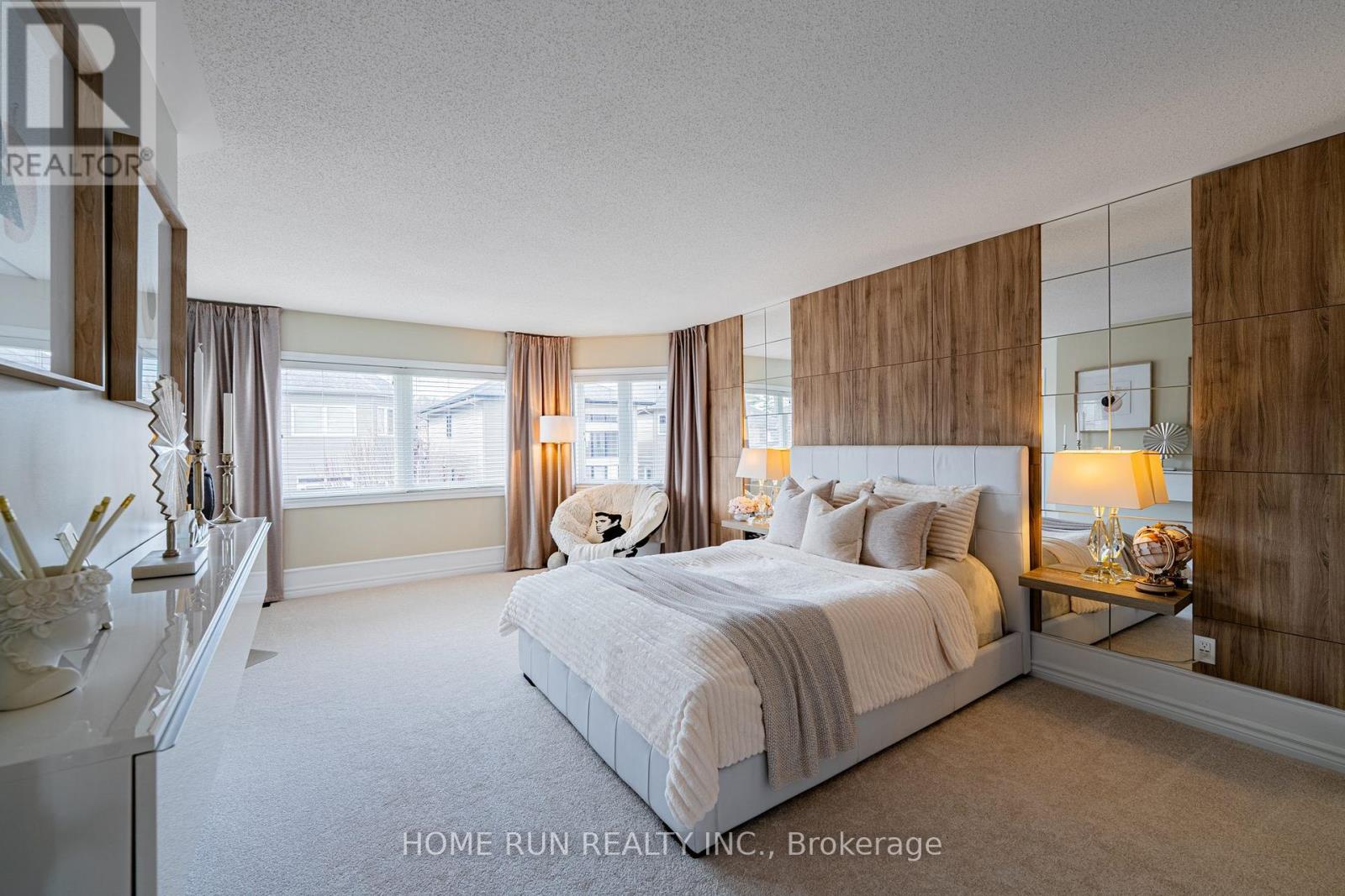 131 KINGHAVEN CRESCENT - 21