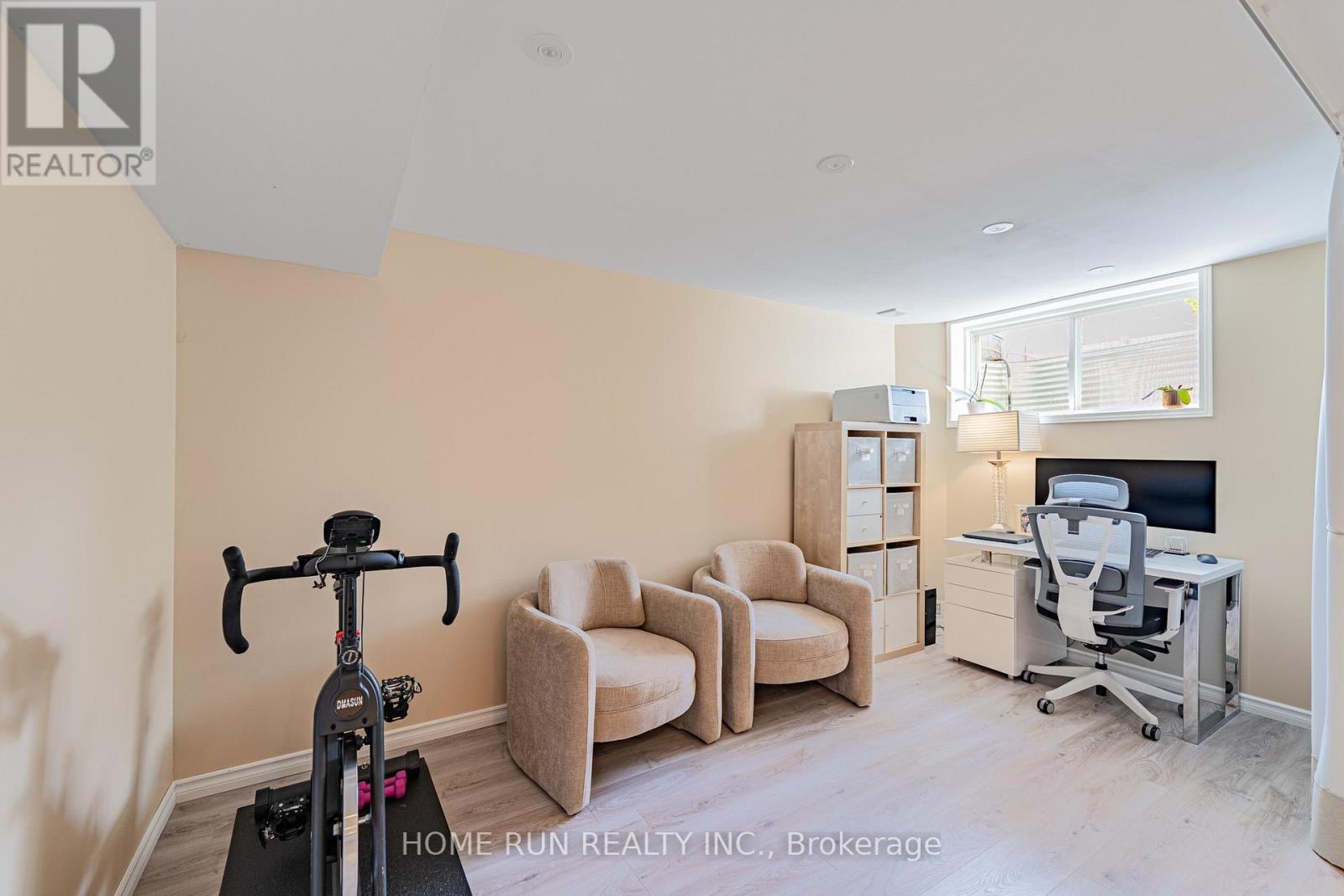 131 KINGHAVEN CRESCENT - 37