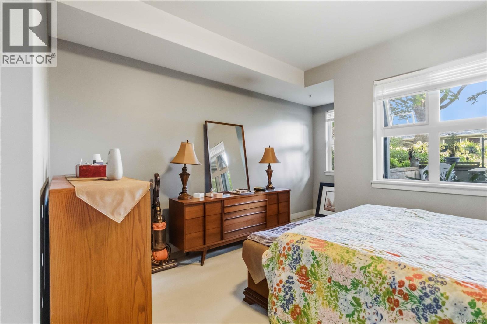 #103 3912 Carey Rd - 14