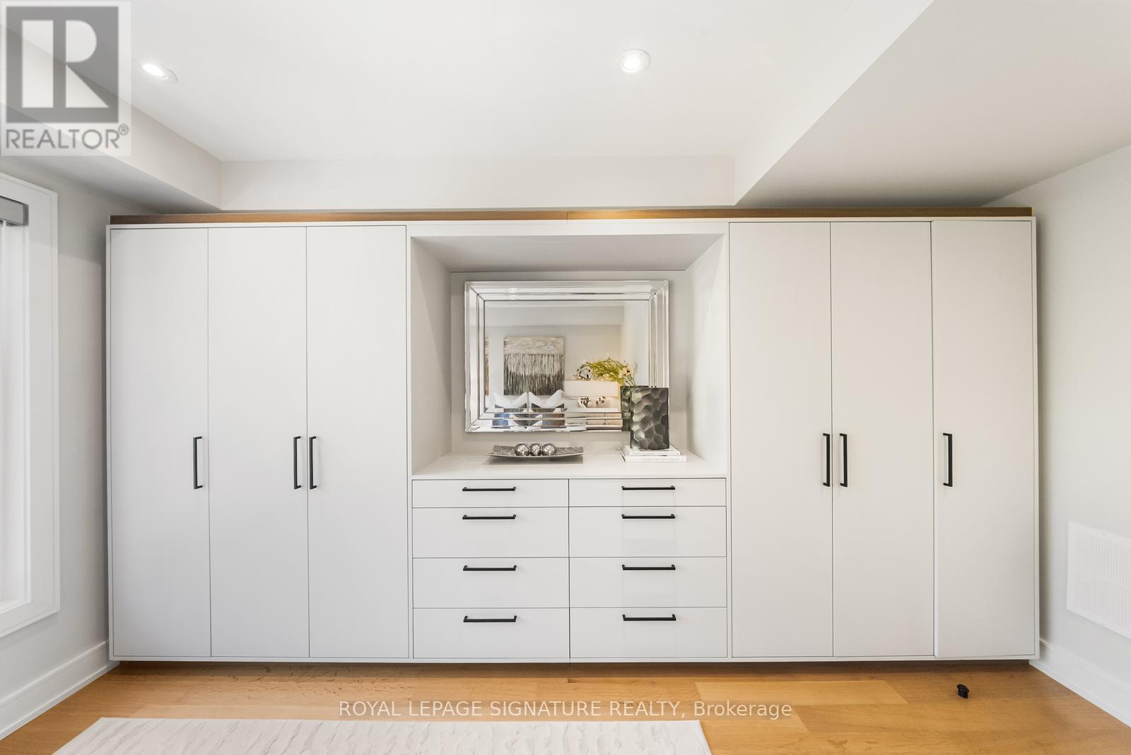588 WOBURN AVENUE - 28