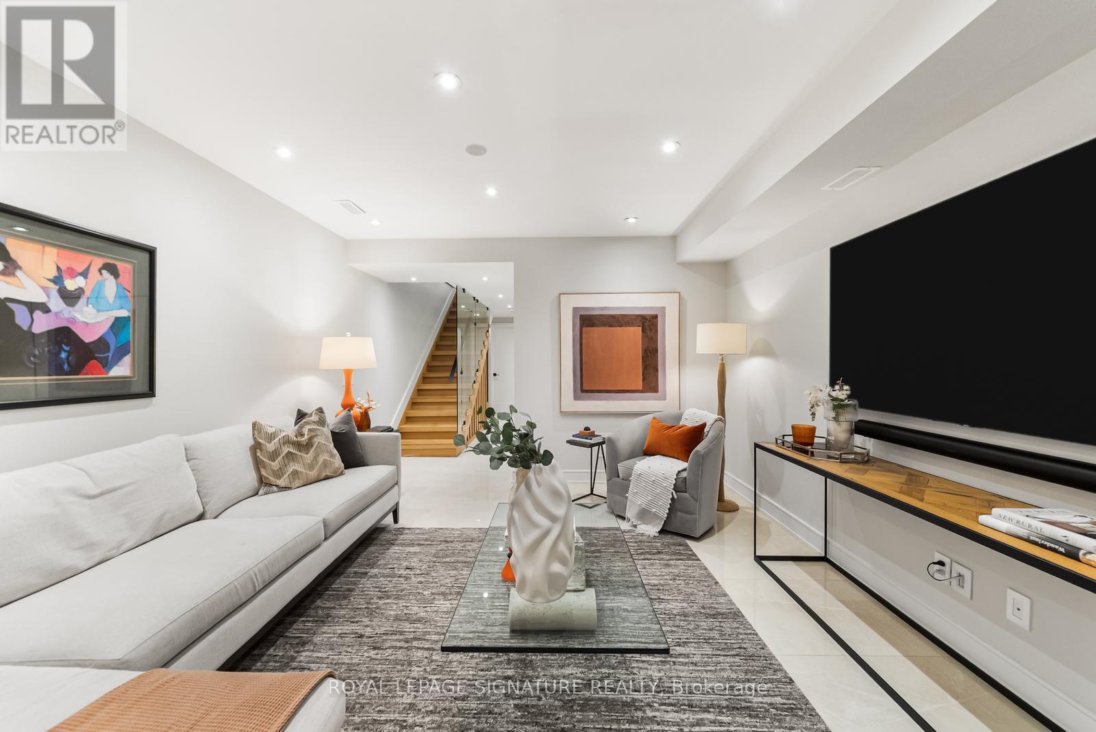 588 WOBURN AVENUE - 37