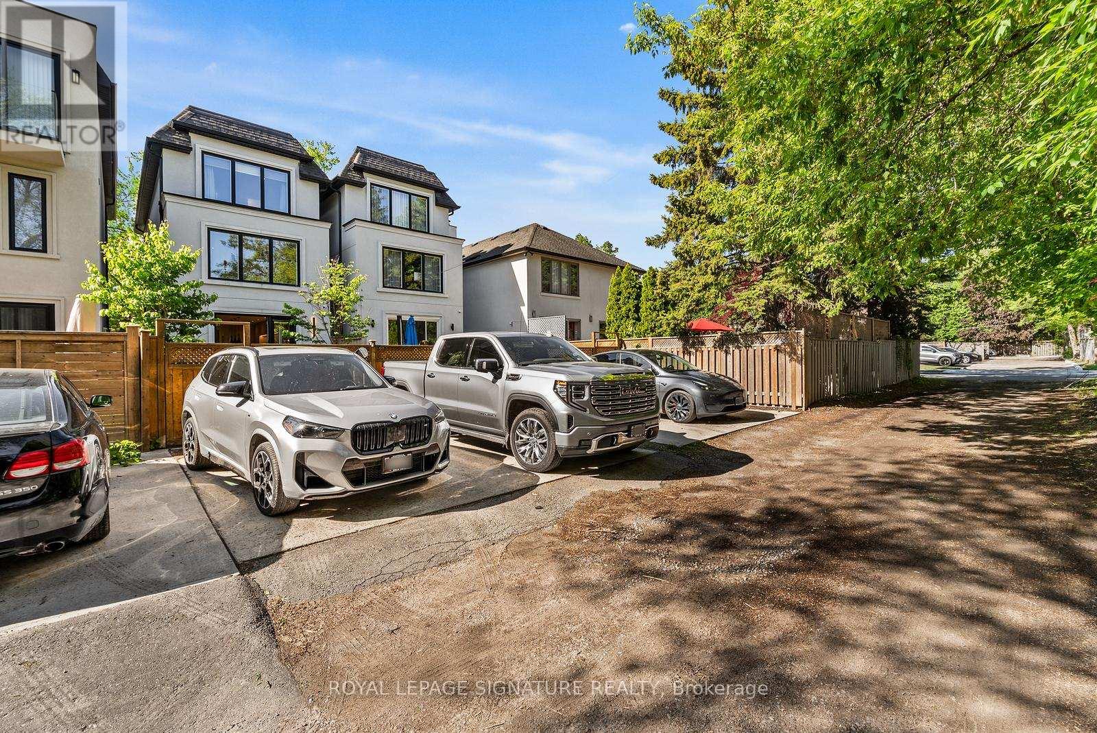588 WOBURN AVENUE - 49