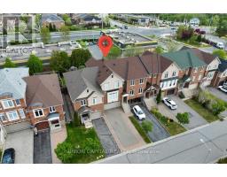 Bathroom - 18 Honeywood Road, Vaughan, ON L4J9C2 Photo 6