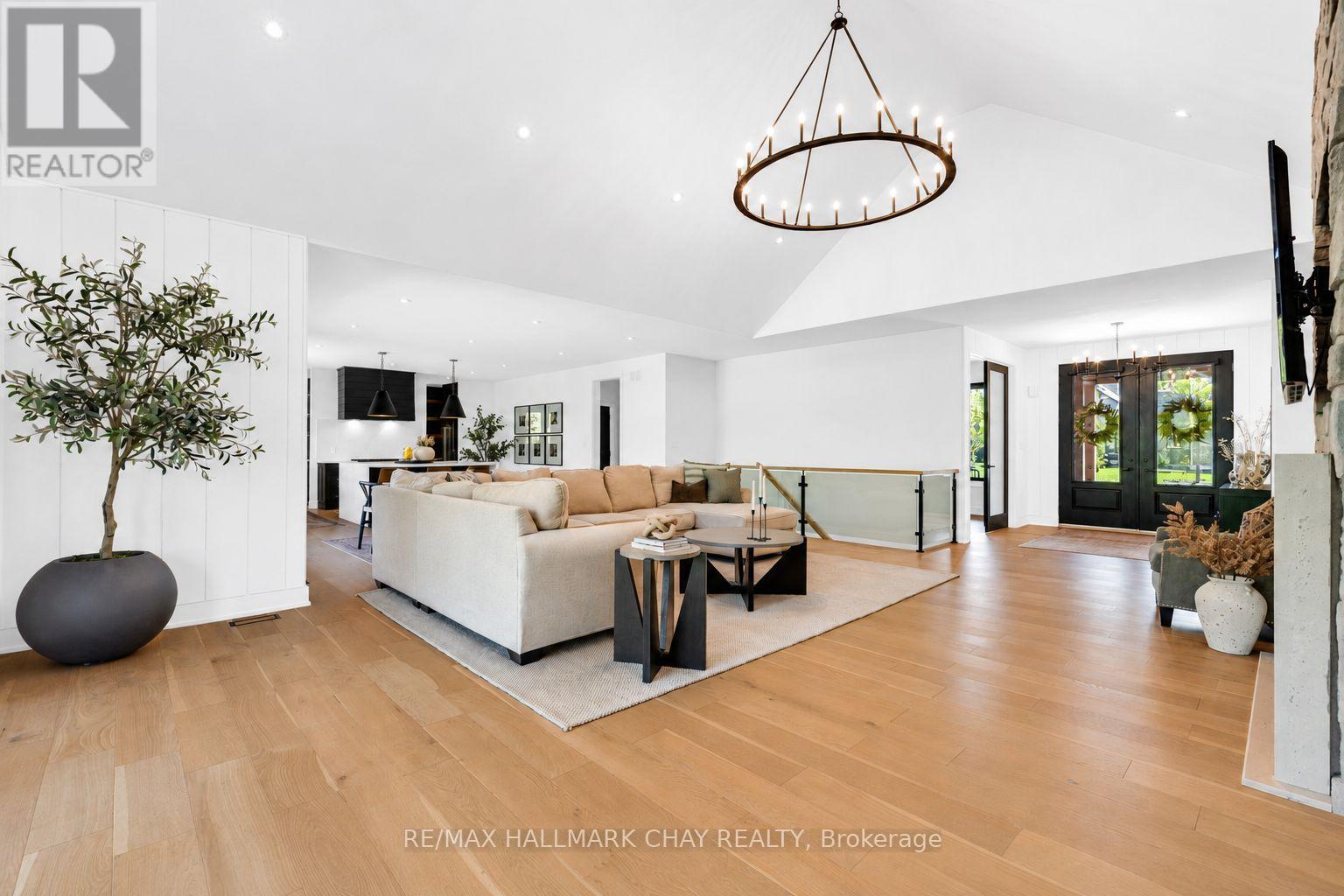 11 BYERS STREET - 15