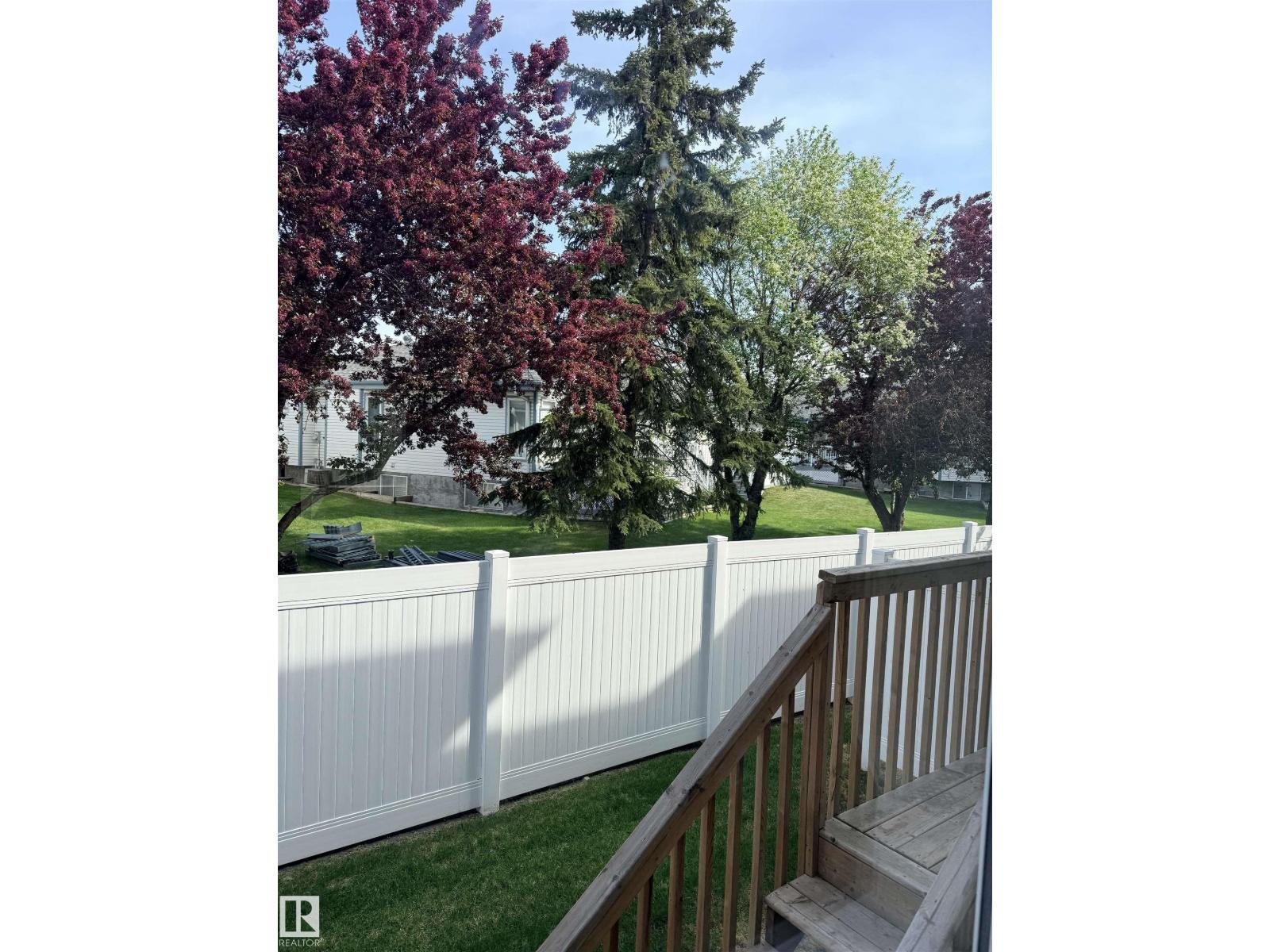 #22 9703 174 ST NW NW - 7