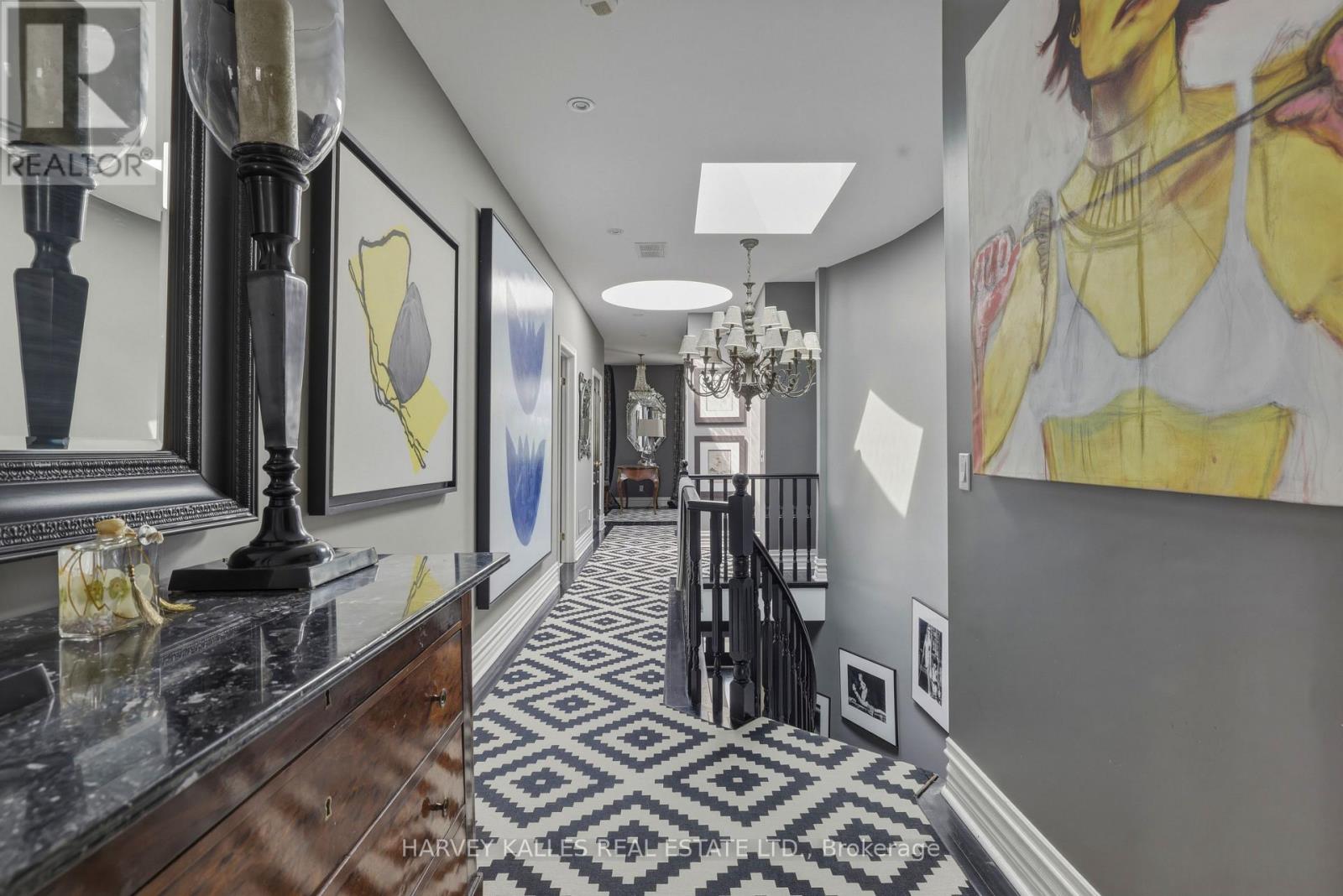 #21 260 RUSSELL HILL ROAD - 29