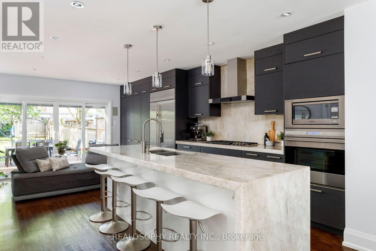 432 MERTON STREET - 9
