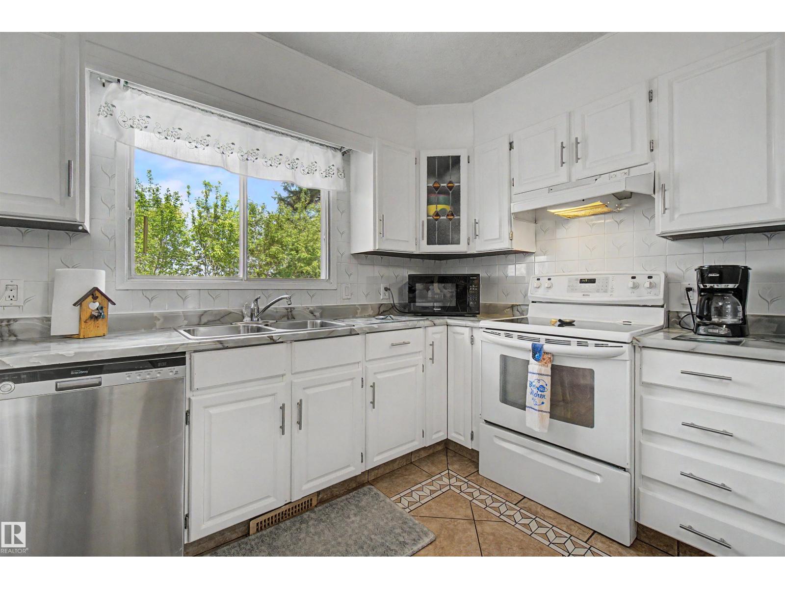 2068 45 ST NW - 13