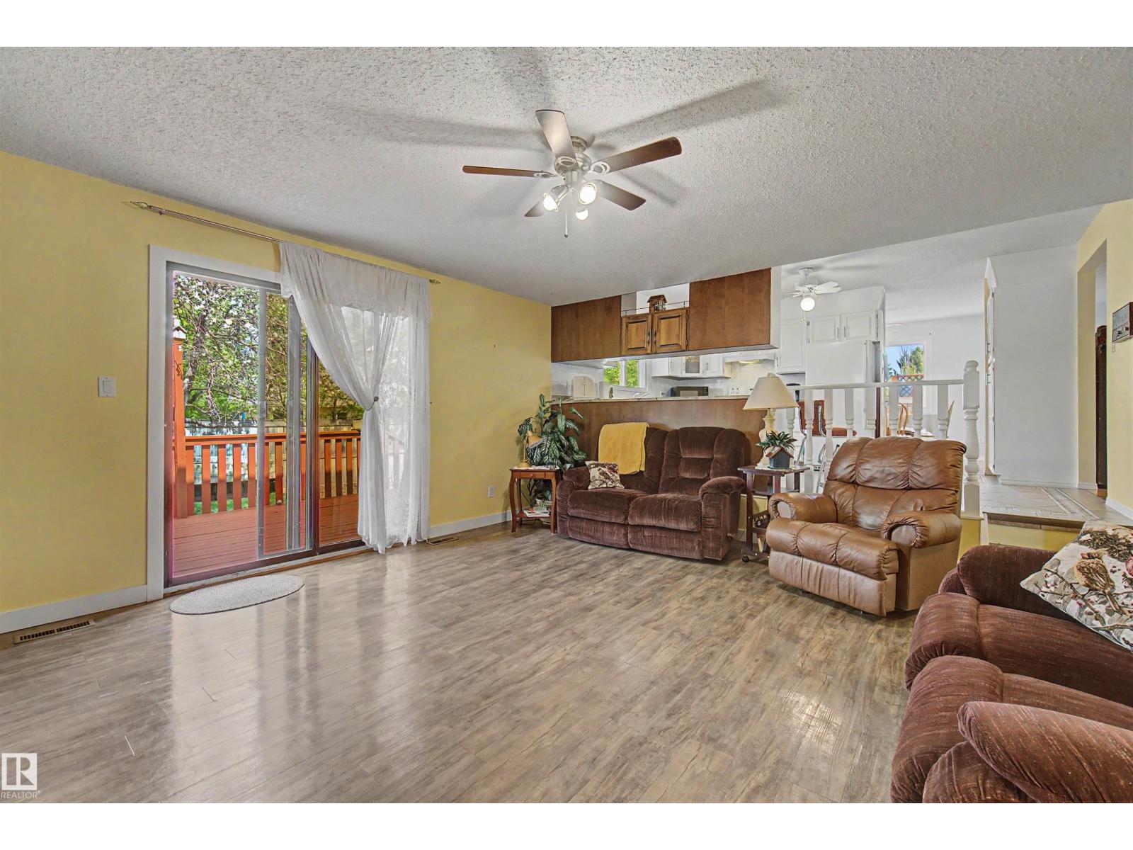 2068 45 ST NW - 20
