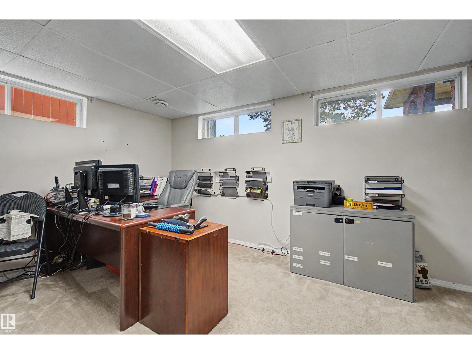 2068 45 ST NW - 44