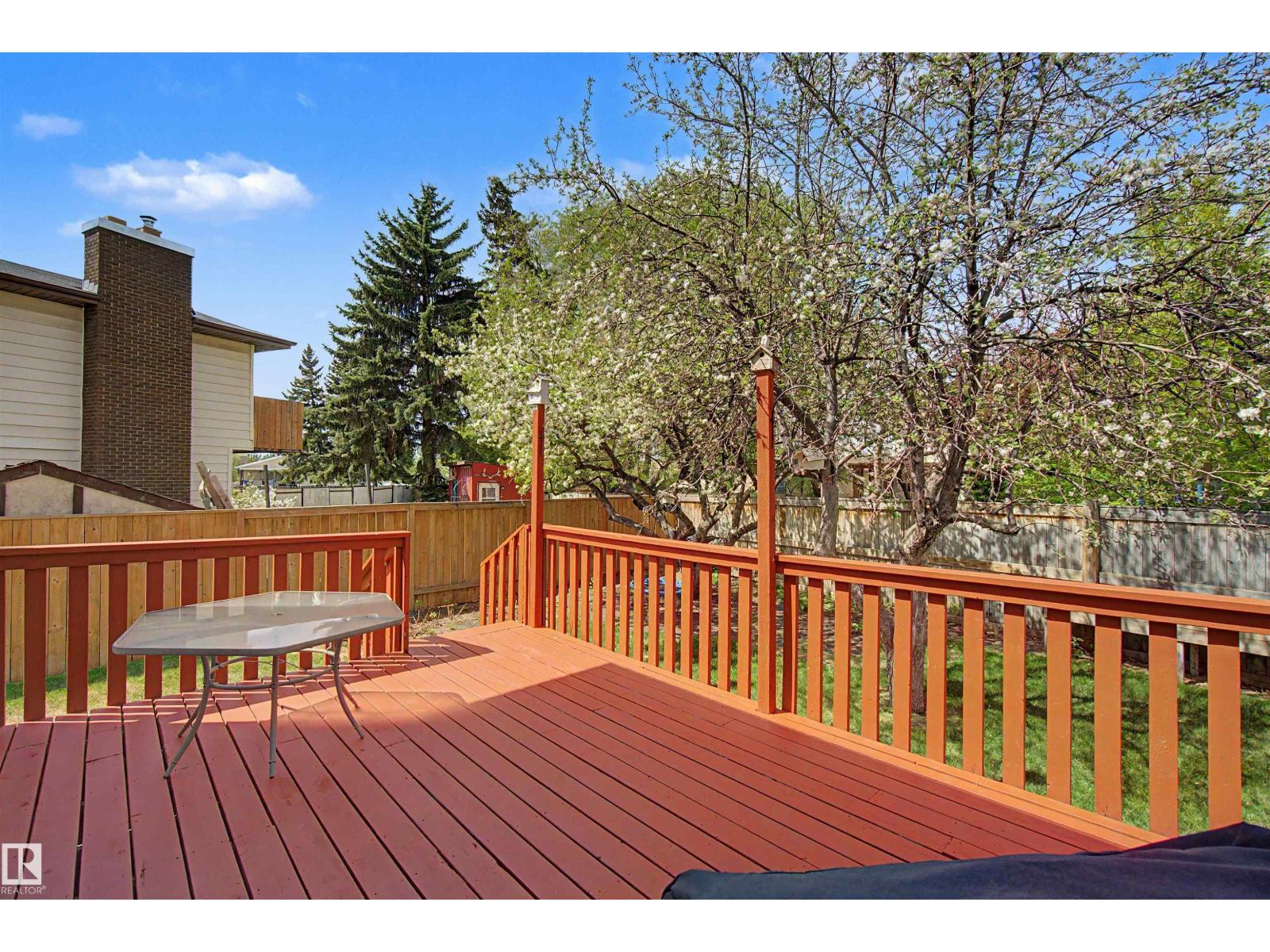 2068 45 ST NW - 52