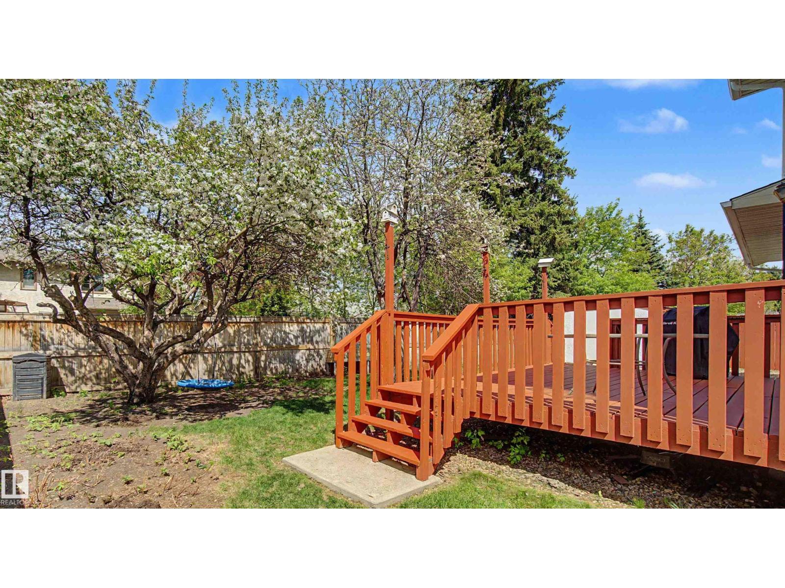 2068 45 ST NW - 54