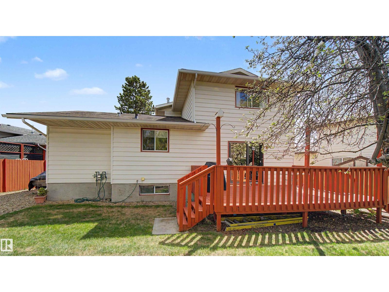 2068 45 ST NW - 55
