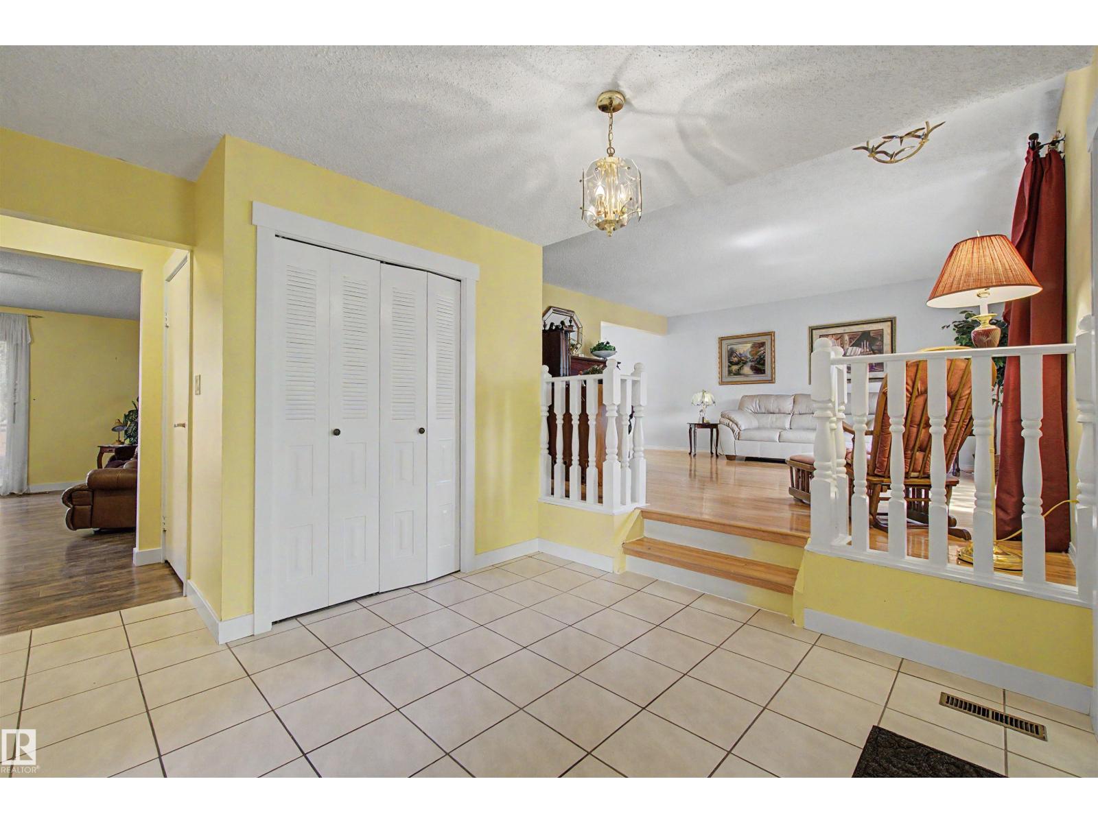 2068 45 ST NW - 7