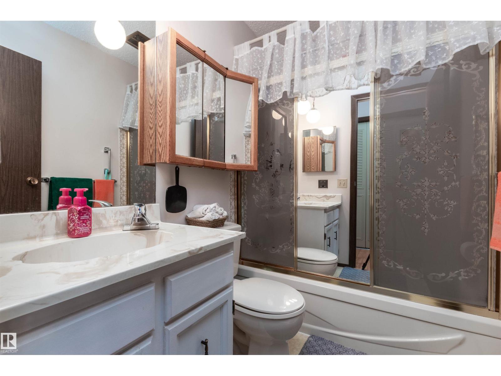 15811 119 ST NW - 14